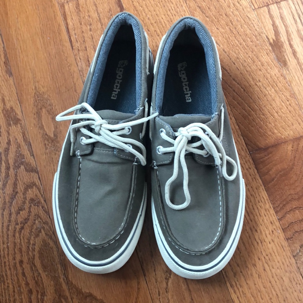 Gotcha boat shoes